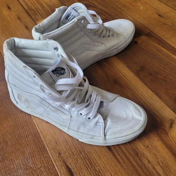 VANS - Picture 3 of 10